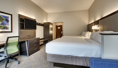 Standard Room, 1 King Bed, Roll-in Shower (Communications, Roll-In Shower)