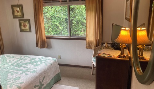 Room, 1 Queen Bed (Maile Room)