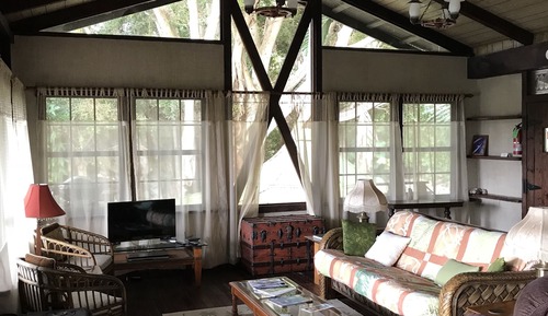 Family Double Room, Multiple Beds (Banyan Cotttage)