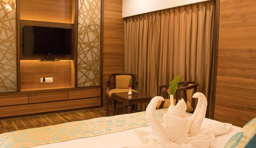 Superior Room, 1 Bedroom, Smoking, City View