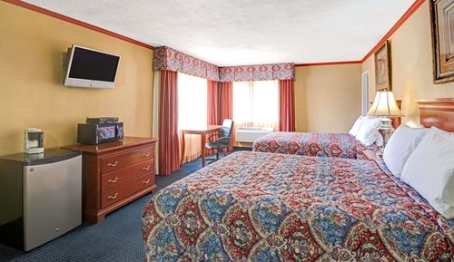 Room, 2 Queen Beds, Non Smoking