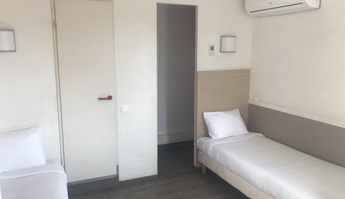 Standard Room, 2 Twin Beds