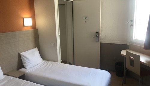 Standard Room, 3 Twin Beds