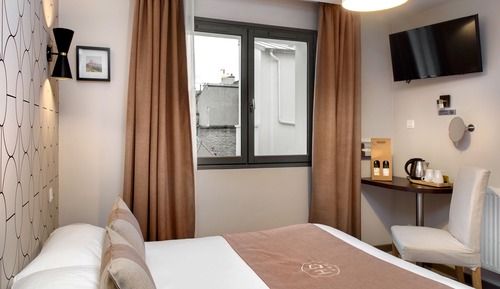 Double Room (Small)