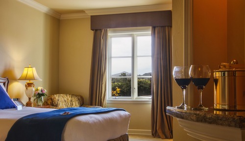 Classic Room, 1 King Bed