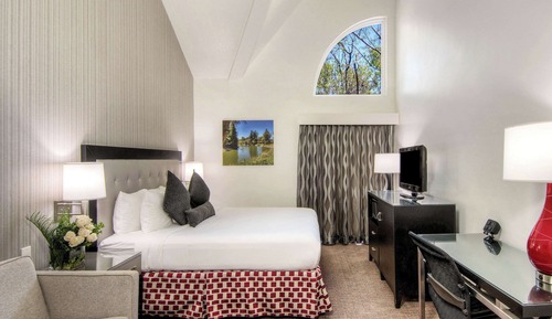Standard Room, 1 King Bed with Sofa bed, Non Smoking