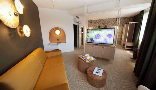 Standard Room, 1 Double Bed (Prestige)