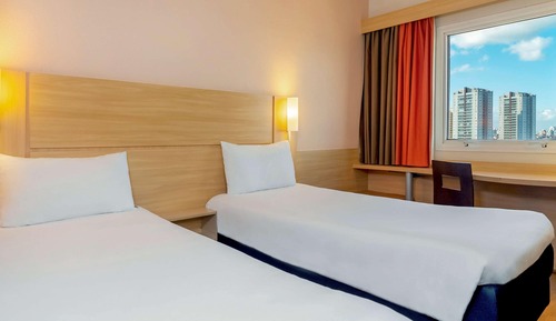 Twin Room, 2 Twin Beds