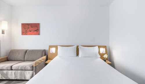 Single Room (Plus sofa bed)
