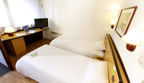 Standard Room, 2 Twin Beds (1 Junior Bed up to 10 years)
