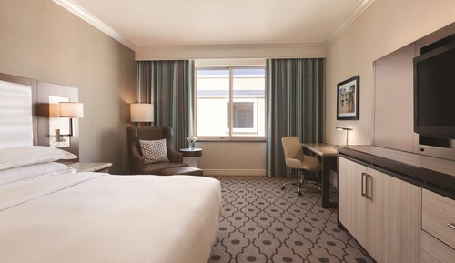 Superior Room, 1 King Bed