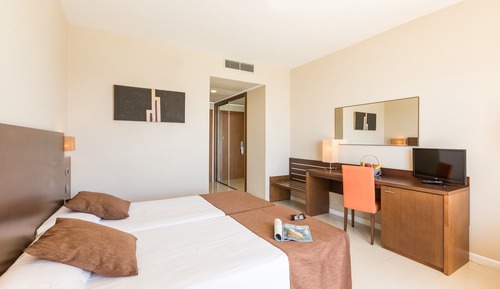 Double Room, Balcony