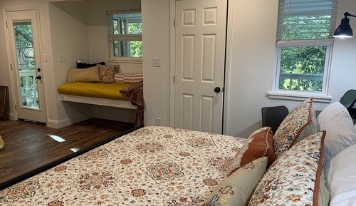 Quilly's Antique Room
