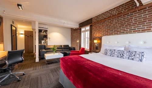 Suite, 1 King Bed