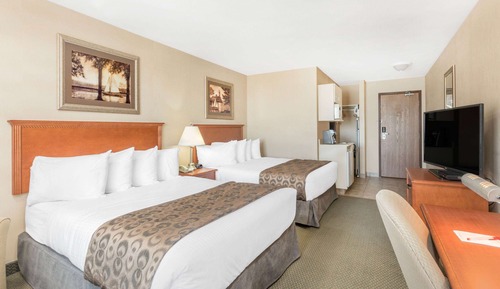 Room, 2 Queen Beds, Non Smoking