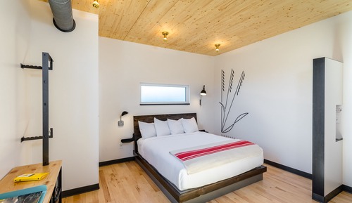 Standard Room, 1 Queen Bed (Micro Queen)