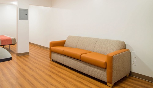 Standard Room, 1 King Bed, Non Smoking, Refrigerator & Microwave