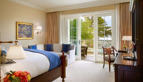 Lagoon View Inn King Balcony Room