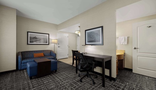 Standard Studio Suite, 1 King Bed, Non Smoking
