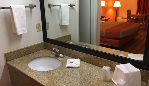 Deluxe Room, 2 Double Beds, Non Smoking, Refrigerator & Microwave