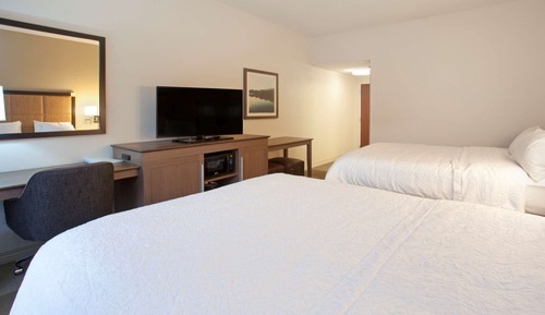 Room, 2 Queen Beds, Accessible, Bathtub (Mobility)