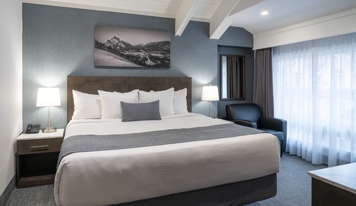 Superior Room, 1 King Bed