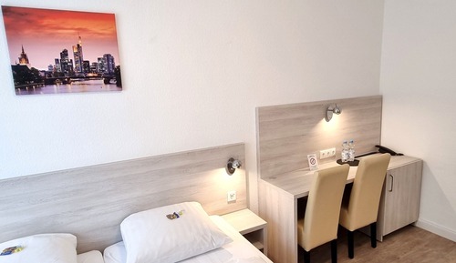 Double Room, 1 Double Bed