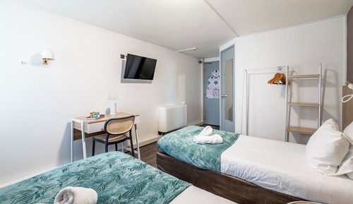 Classic Twin Room