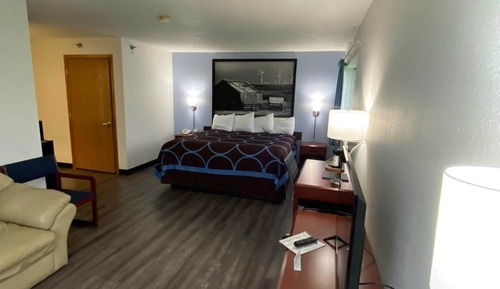 Studio Suite, 1 King Bed, Non Smoking