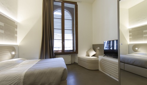 Deluxe Suite (De Luxe 4+2 people)