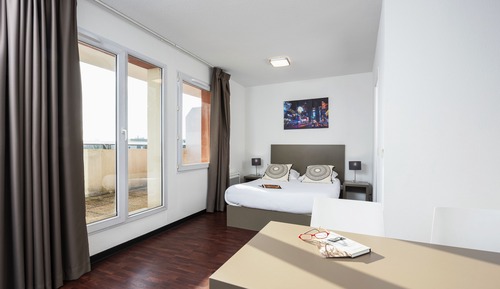 Junior Studio Suite