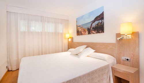 Family Room, Partial Sea View