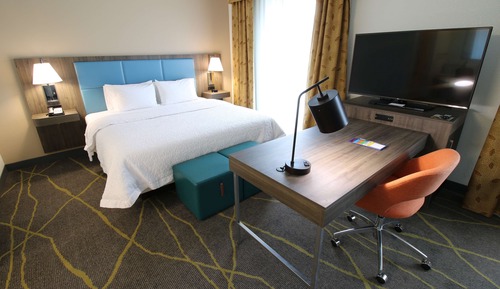 Studio Suite, 1 King Bed with Sofa bed