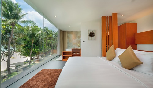 Suite, 1 Bedroom, Sea View (Free Daily Minibar)