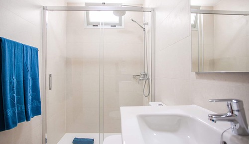 Apartment, 1 Bedroom (3 Adults and 1 Child)