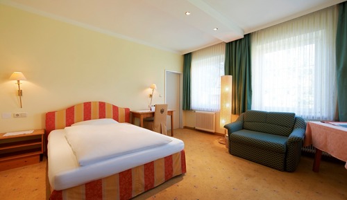 Classic Single Room