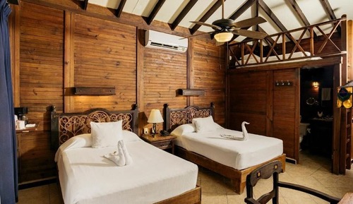 Jungle Experience Bungalow - Two Double Beds