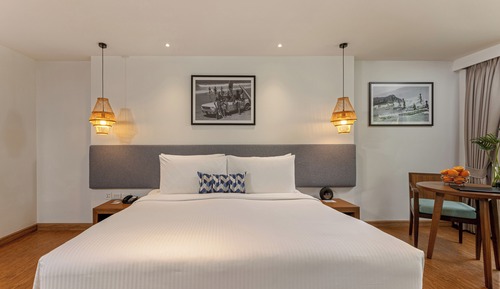 Premier Room, 1 King Bed with Sofa bed, Balcony (Garden)