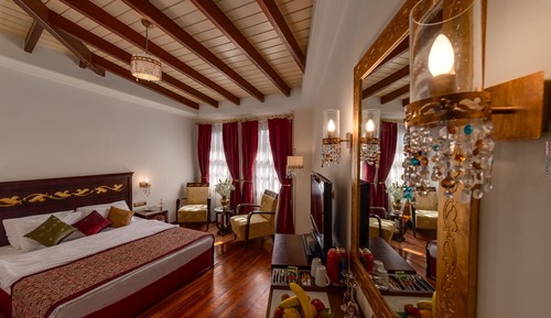 Deluxe Room, 1 King Bed