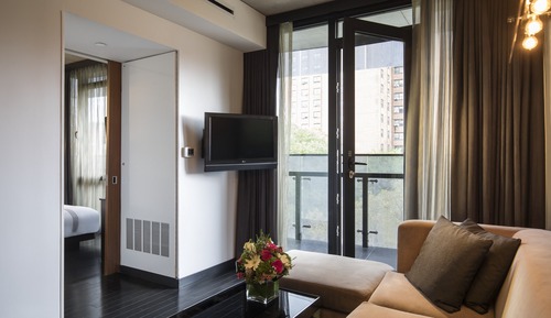 Allen Suite