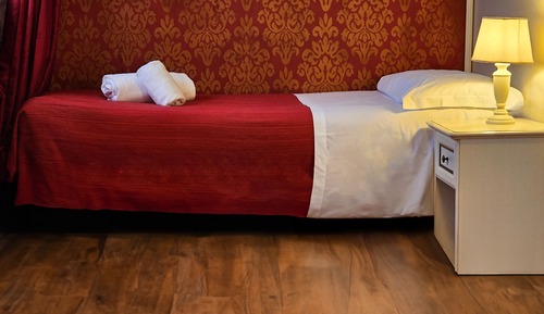 Deluxe Single Room, Canal View