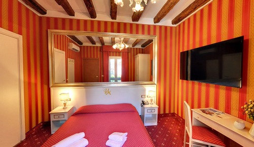 Superior Double Room, Garden View