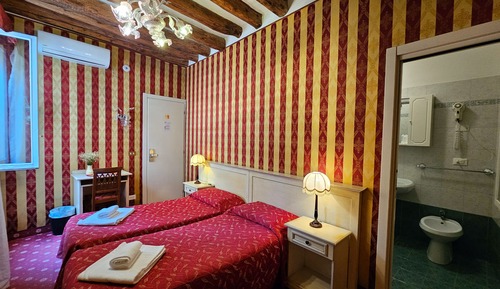 Classic Double or Twin Room