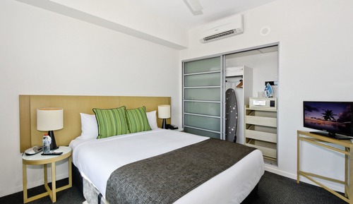 1 Bedroom City View Apartment