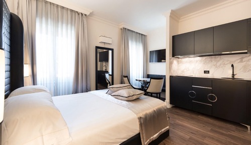 Deluxe Studio (2 Pax)
