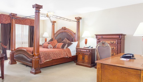 Suite, 1 King Bed, Non Smoking, Hot Tub