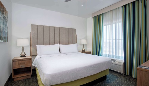 1 Bdrm Ste 1 King No Smoking