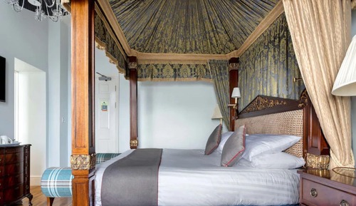 Superior Double Room, Ensuite, Sea View (with bath or shower)