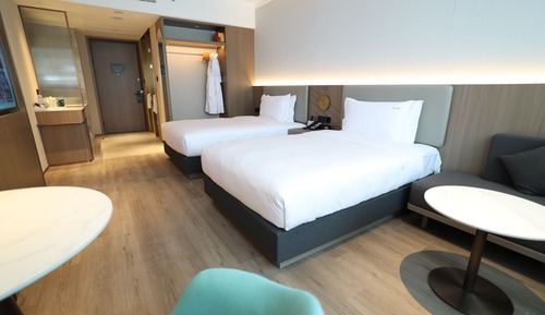 Standard Room, 2 Double Beds, City View