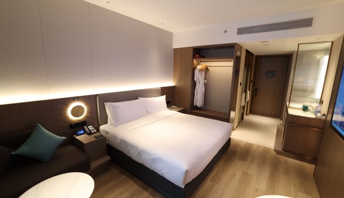 Premium Room, 1 King Bed